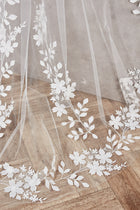 Alika (A1) Veil