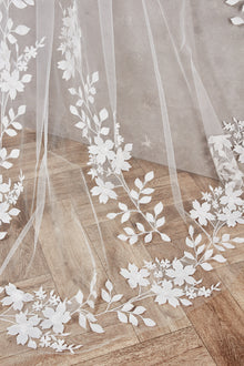 Alika (A1) Veil