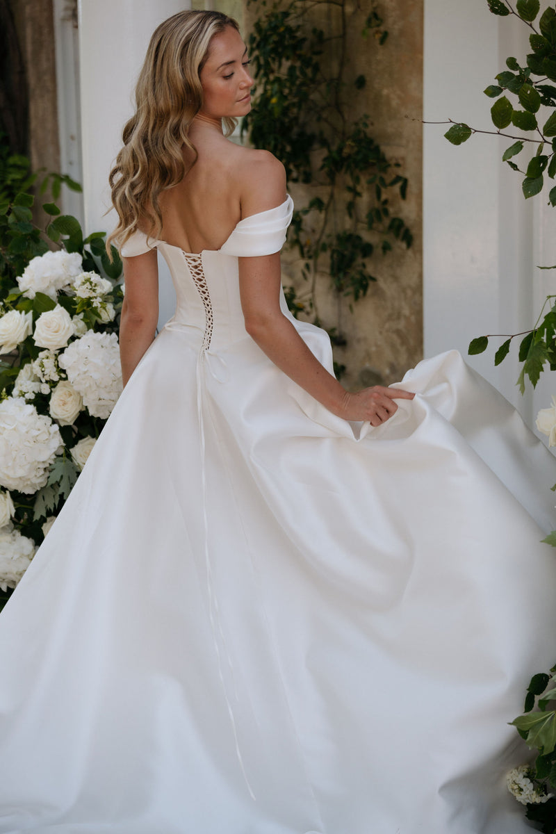 Bianca Dress & Sleeves