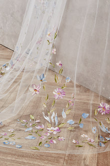 Valentina Veil (Multi)