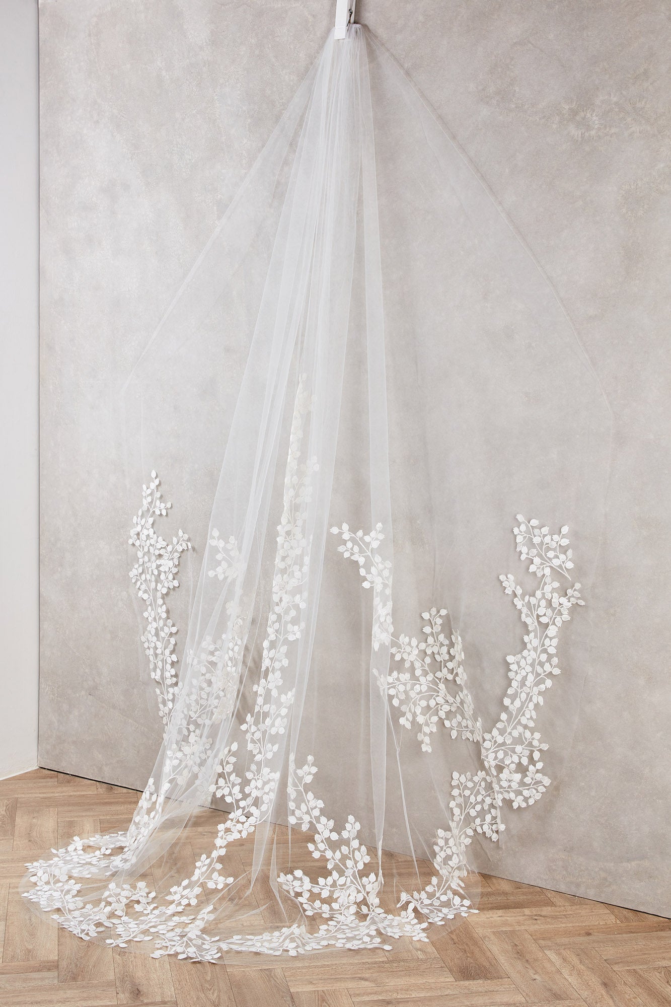 Riley Veil