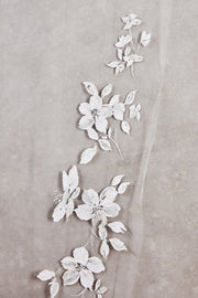 Lily Veil