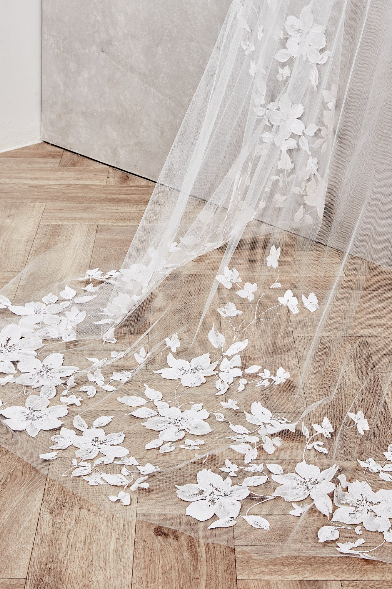 Lily Veil