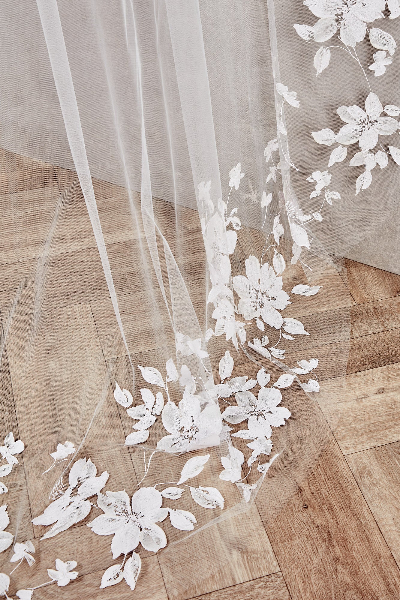 Lily Veil