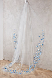 Valentina Veil (Blue)