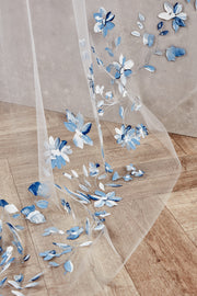 Valentina Veil (Blue)