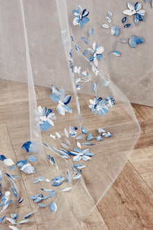 Valentina Veil (Blue)