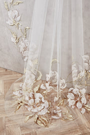 Julia Veil