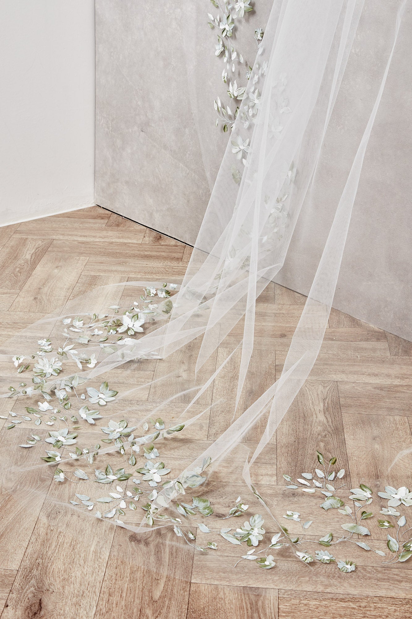 Valentina Veil (Green)